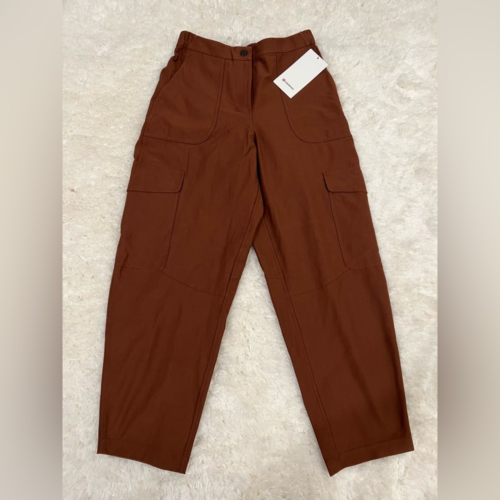 Lululemon Light Utilitech Cargo Pocket High-Rise Pant